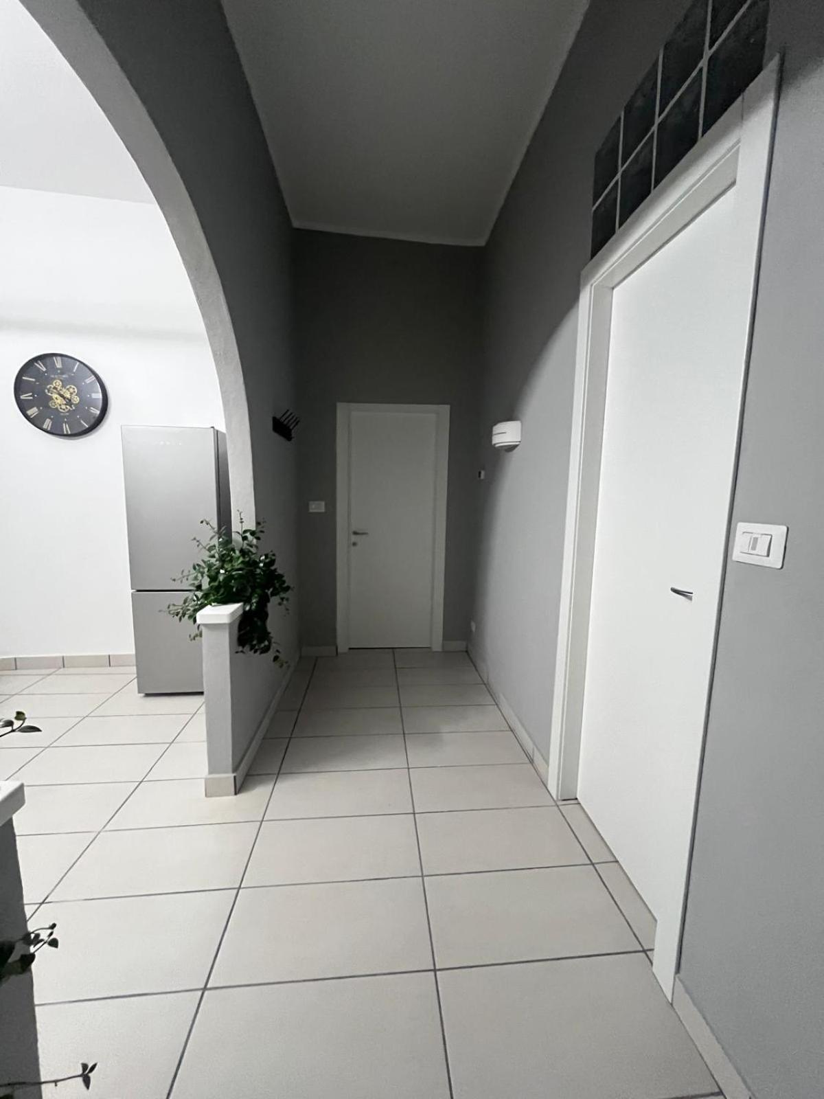 Casa Castagna Appartamento - Лекко Экстерьер фото