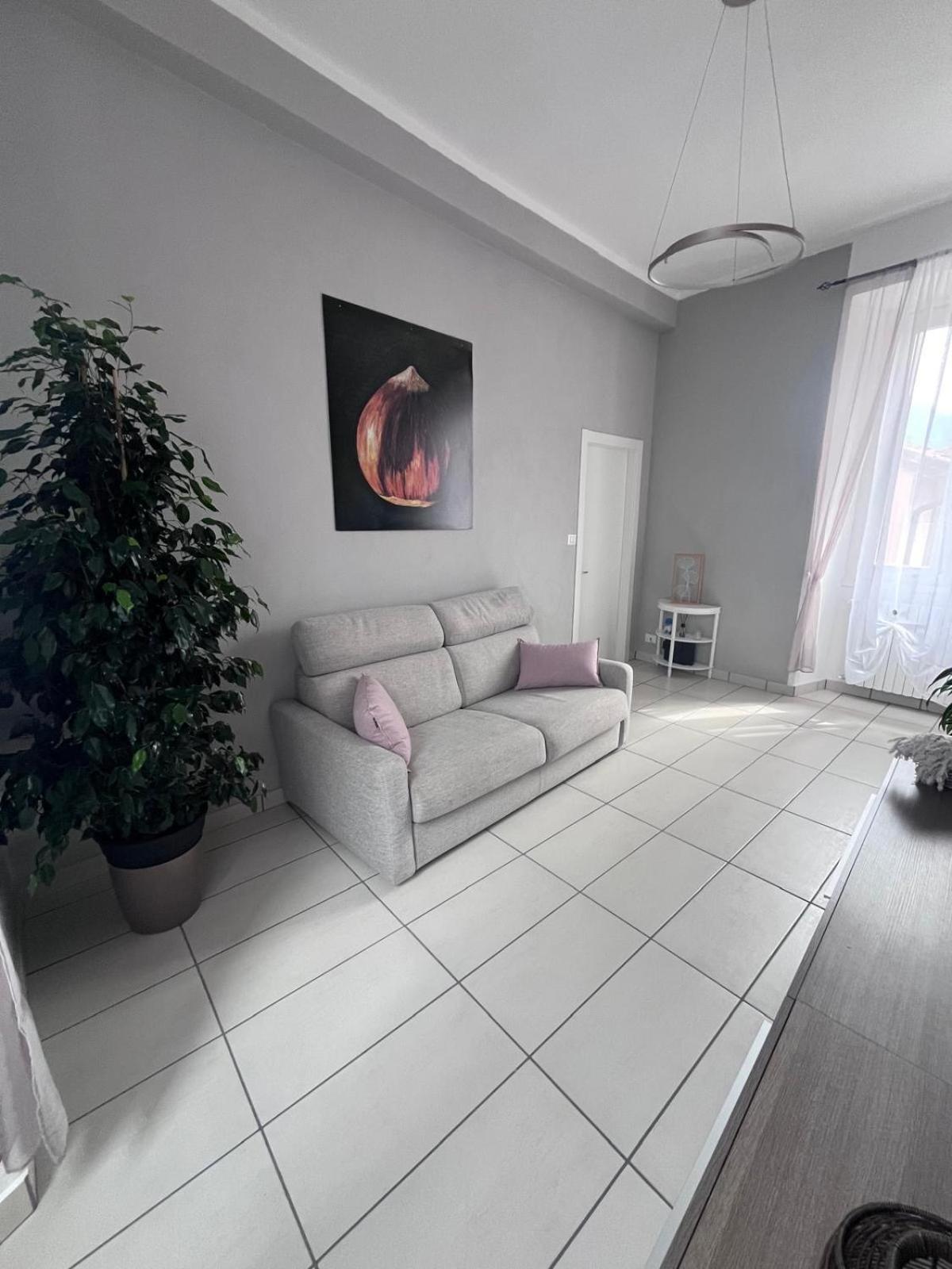 Casa Castagna Appartamento - Лекко Экстерьер фото